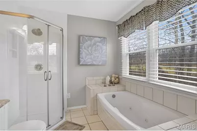 15489 Long Castle Forest Court, Chesterfield, MO 63017 - Photo 23