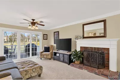 15489 Long Castle Forest Court, Chesterfield, MO 63017 - Photo 7