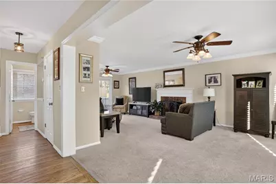 15489 Long Castle Forest Court, Chesterfield, MO 63017 - Photo 5