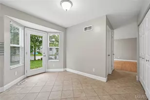 28 Fawn Oaks Dr, O'Fallon, MO 63366 - Photo 9