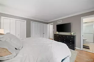 10 Chaminade Dr, Saint Louis, MO 63141 - Photo 19