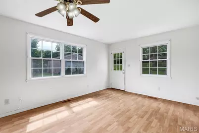 425 Bush Drive, Ballwin, MO 63021 - Photo 21