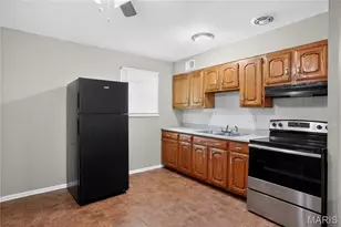 262 Coburg Dr, Saint Louis, MO 63137 - Photo 9