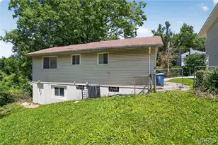 262 Coburg Dr, Saint Louis, MO 63137 - Photo 5