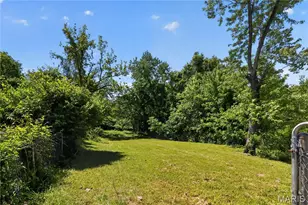262 Coburg Dr, Saint Louis, MO 63137 - Photo 23