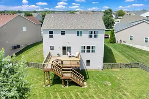 2023 Preston Woods Pkwy, Lake Saint Louis, MO 63367 - Photo 5