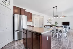 2023 Preston Woods Pkwy, Lake Saint Louis, MO 63367 - Photo 17