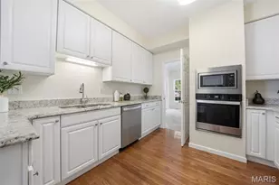 962 Morehouse Ln, University City, MO 63130 - Photo 17