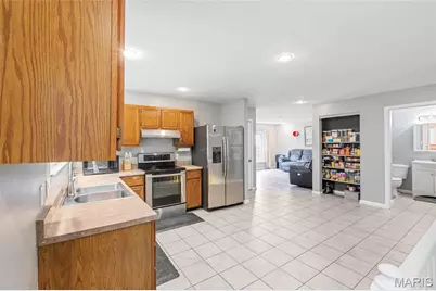 2411 Muegge Road, Saint Charles, MO 63303 - Photo 9