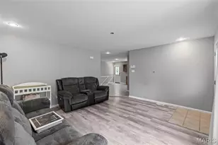 2411 Muegge Rd, Saint Charles, MO 63303 - Photo 7