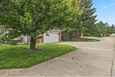 2411 Muegge Road, Saint Charles, MO 63303 - Photo 3