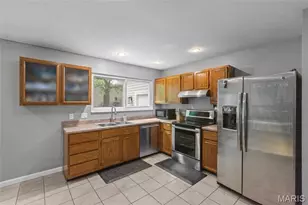 2411 Muegge Rd, Saint Charles, MO 63303 - Photo 11