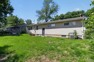 10120 Jett Dr, Saint Louis, MO 63136 - Photo 9