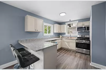 2129 Wolter Avenue, Saint Louis, MO 63114 - Photo 9