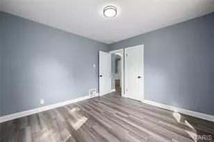 2129 Wolter Ave, Saint Louis, MO 63114 - Photo 17