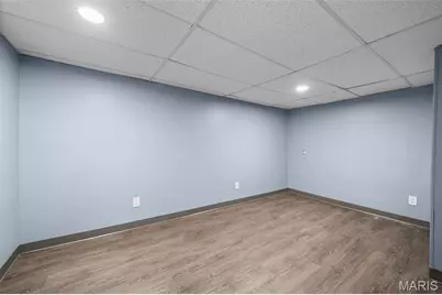 2129 Wolter Avenue, Saint Louis, MO 63114 - Photo 33