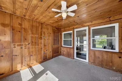 3909 Shackelford Road, Florissant, MO 63034 - Photo 21