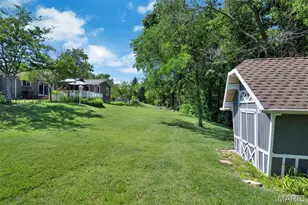 806 Hollyridge Dr, Ballwin, MO 63011 - Photo 45