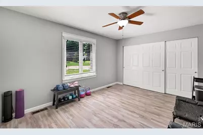 806 Hollyridge Drive, Ballwin, MO 63011 - Photo 29