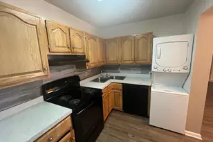 9174 Robin Ct, Brentwood, MO 63144 - Photo 3