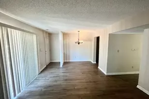 9174 Robin Ct, Brentwood, MO 63144 - Photo 7