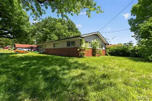 2314 Collett Dr, Saint Louis, MO 63136 - Photo 7