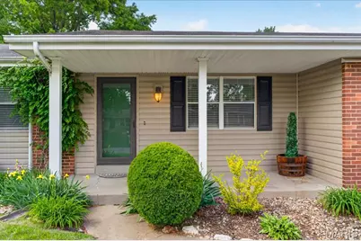 4 Glenview Drive, Saint Charles, MO 63304 - Photo 3