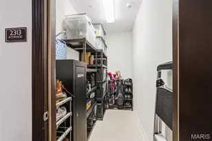 1251 Strassner Dr, Brentwood, MO 63144 - Photo 39