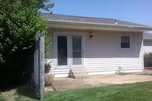 1972 Shoreham Dr, Florissant, MO 63033 - Photo 11