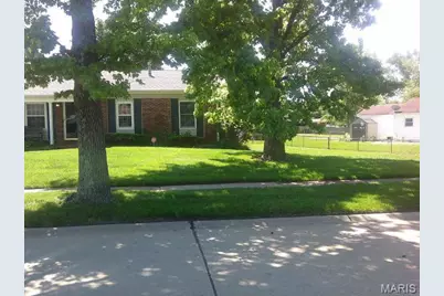 1972 Shoreham Drive, Florissant, MO 63033 - Photo 13
