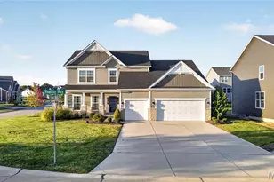 301 Healthy Wy, Saint Charles, MO 63304 - Photo 3