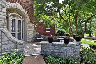 528 Midvale Avenue, Saint Louis, MO 63130 - Photo 3