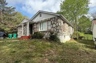 8155 Bloom Dr, Hanley Hills, MO 63114 - Photo 9