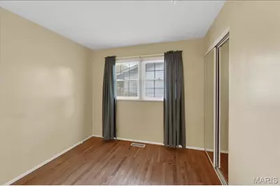 2940 Devonshire Drive, Florissant, MO 63033 - Photo 29