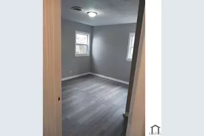 5574 Era Avenue, Saint Louis, MO 63136 - Photo 5