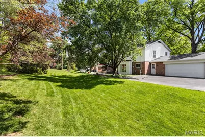 415 Doral Drive, Warson Woods, MO 63122 - Photo 31