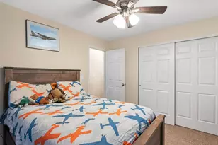 42 N Kern Dr, O'Fallon, MO 63366 - Photo 9