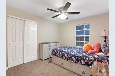 42 N Kern Drive, O'Fallon, MO 63366 - Photo 11
