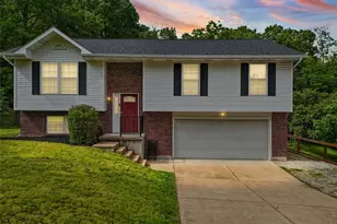 4409 Mockingbird Ln, Hillsboro, MO 63050 - Photo 1
