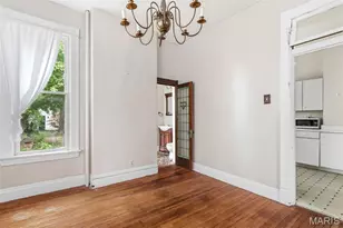 4264 Hartford St, Saint Louis, MO 63116 - Photo 7