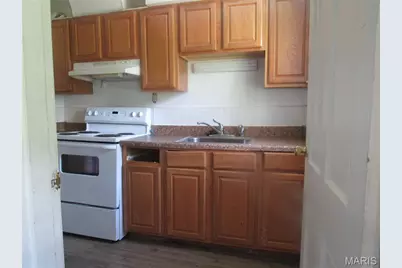 4409 Colonial Avenue, Saint Louis, MO 63121 - Photo 5