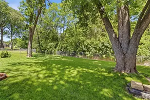 9540 Hale Dr, Affton, MO 63123 - Photo 33