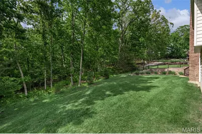 2359 Fairoyal Drive, Saint Louis, MO 63131 - Photo 11