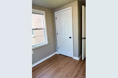 7614 Pennsylvania Avenue, Saint Louis, MO 63111 - Photo 9