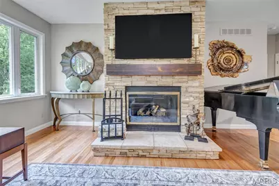 3010 Elm Street, Saint Charles, MO 63301 - Photo 11