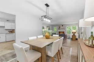 2012 Trailcrest Ln, Saint Louis, MO 63122 - Photo 9