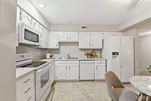 2012 Trailcrest Ln, Saint Louis, MO 63122 - Photo 11