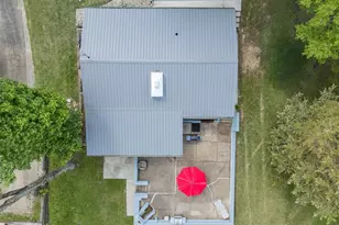196 N Lake Dr, Hillsboro, MO 63050 - Photo 37