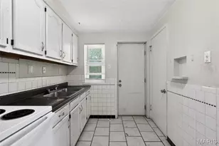 1924 Alert Dr, Saint Louis, MO 63114 - Photo 21