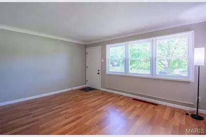 2087 Chambers Road, Saint Louis, MO 63136 - Photo 3